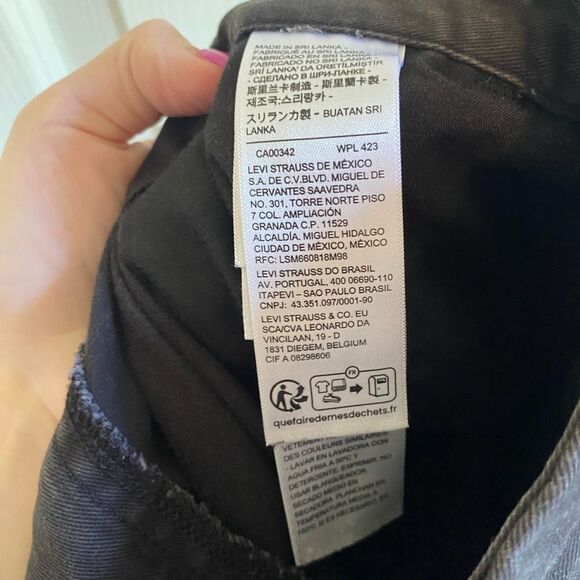 Levi’s baggy trousers black pants waist 25 length 29 grunge neutral minimalist - Picture 9 of 9